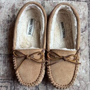 Minnetonka Moccasin Slippers